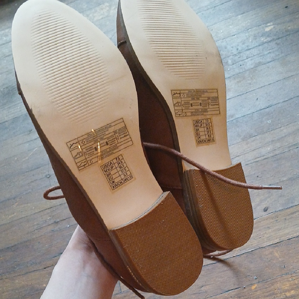 Forever 21 Brown Women's Lace-Up Loafers - Picture 7 of 8